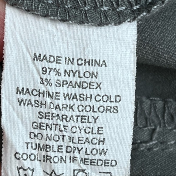 Prana Bermuda Shorts Nylon Stretch Pockets Outdoor Hiking Hybrid Performance 6 - Picture 9 of 9